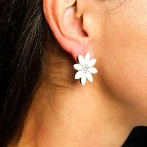 Pearl Vintage Glass Flower Earrings - Elegant, Serene Jewelry - White